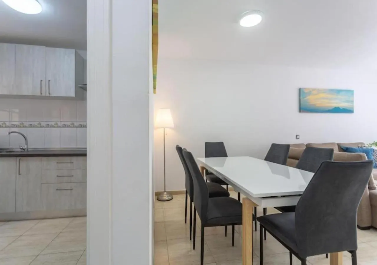 Reef Aqua Vista 3 Bedroom Apartment Costa Adeje Wifi And Pool 칼라오살바헤